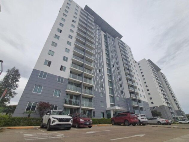 Se vende moderno apartamento en condominio Altamira 26-527 en San Pablo, Heredia — $210,000