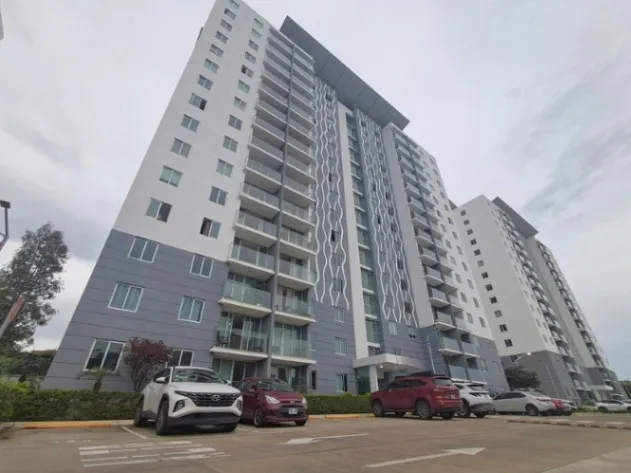 Se vende moderno apartamento en condominio Altamira 26-527 en San Pablo, Heredia — $210,000