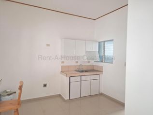 Venta casa en residencial Moravia, La Trinidad en La Trinidad, Moravia, San José — $230,000 - Foto 5 de 9