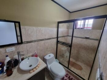 Venta de Casa en La Unión, Cartago. RAH 26-1126 in Concepción, La Unión, Cartago — 84 500 000 ₡ - Photo 5 of 6