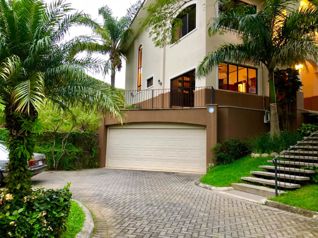 Alquiler de Casa Cerro Colón COD RG1255 in Colón, Mora, San José — $6,000 - Photo 5 of 51