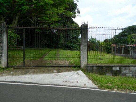 Se vende lote plano con mas de 6,800m2 en Desamparados Alajuela 24-1797 en Desamparados, Alajuela — ₡ 160 000 000
