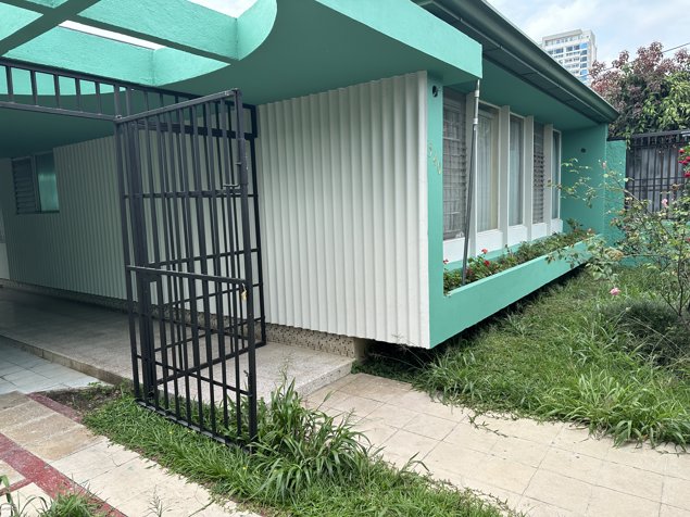 Venta Casa Escalante Uso Suelo Mixto Una Planta in Carmen, San José — ₡ 163 500 000