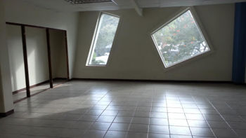 Oficina en Alquiler en Guachipelin de Escazú,  PC540542 in San Rafael, Escazú, San José — $5,963 - Photo 2 of 16