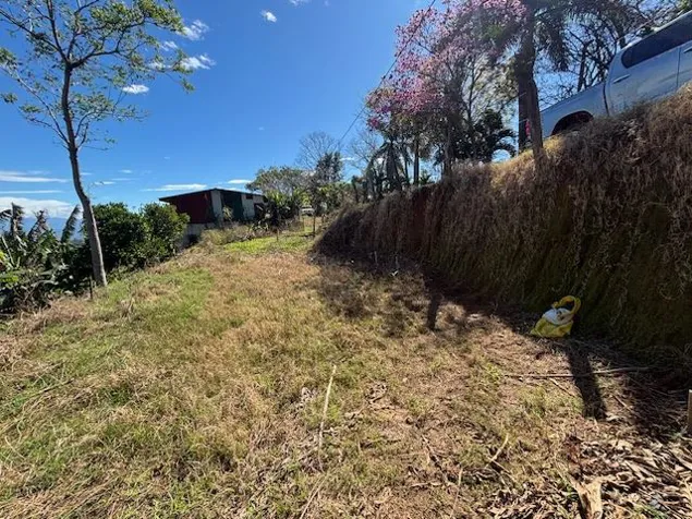 El lote perfecto para construir la casa de sus sueños en Atenas en Atenas, Alajuela — $49,000