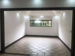VENTA / Preciosa Casa en Lindora, Santa Ana, San José in Pozos, Santa Ana, San José — $780,000 - Photo 5 of 25
