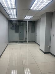 Commercial Building for Rent in Guadalupe, Goicoechea, Main Street in Guadalupe, Goicoechea, San José — $28,710 - Photo 5 of 10