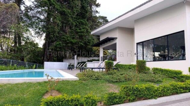 Se vende casa en Tres Rios #26-1817 en Tres Ríos, La Unión, Cartago — ₡ 95 000 000