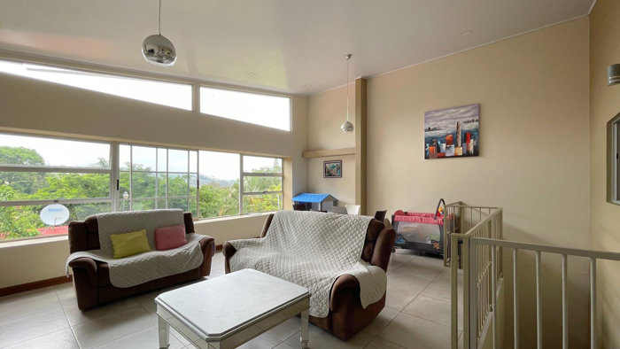 House for sale in El Poró, Grecia: Three Minutes from the Center in Grecia, Alajuela — ₡ 100 000 000 - Photo 2 of 17