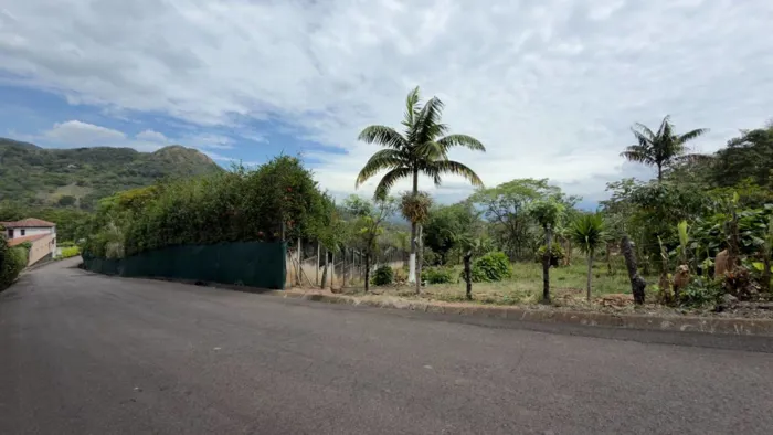 En venta, Quinta en Salitral de Santa Ana en residencial cerrado en Salitral, Santa Ana, San José — $387,000