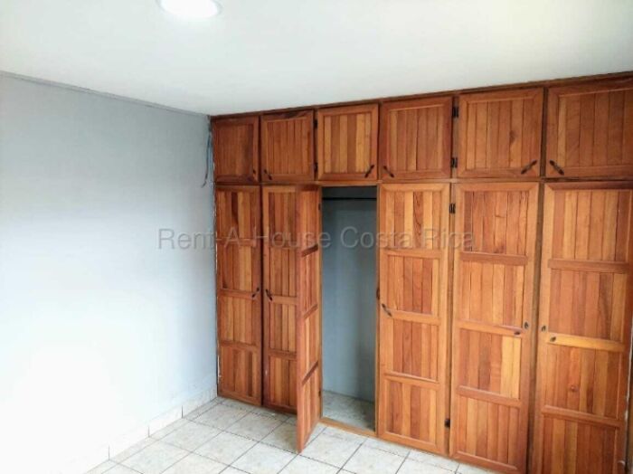 Se vende casa en Coyol, Alajuela #26-1819 en San Antonio, Alajuela — ₡ 70 000 000