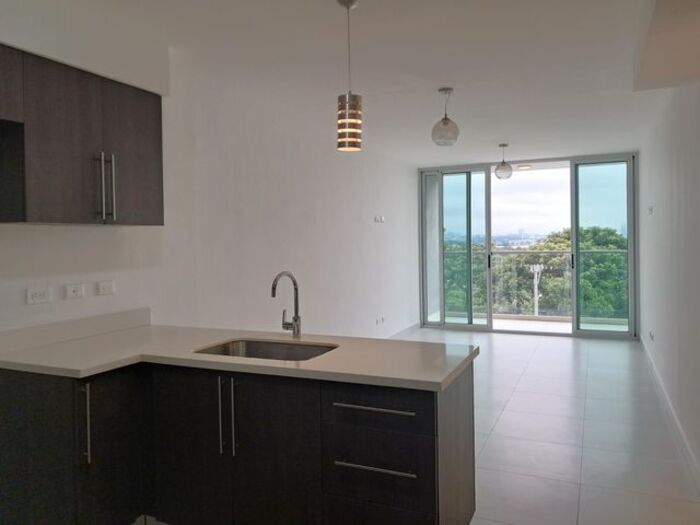 MLS-26-1122 LS ALQUILER APARTAMENTO HEREDIA CENTRO en Heredia — $1,100