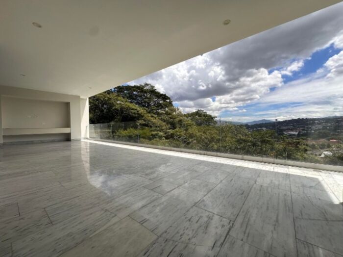 Venta de Apartamento en San Rafael de Escazú. RAH 26-624 en San Rafael, Escazú, San José — $800,000