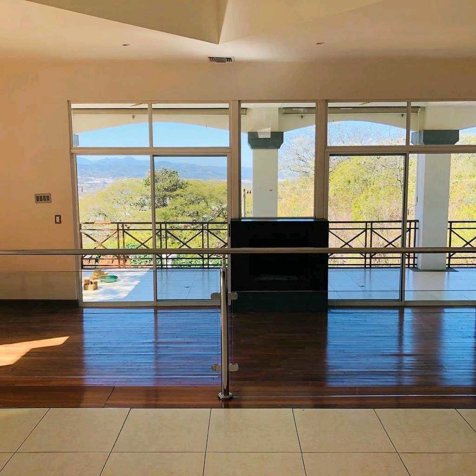 Gran oportunidad de alquiler en Guachipelin Escazu in Escazú, San José — $4,200