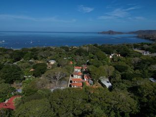 Apartamentos de playa en venta en Playa Hermosa , Guanacaste in Sardinal, Carrillo, Guanacaste — $215,000 - Photo 3 of 17