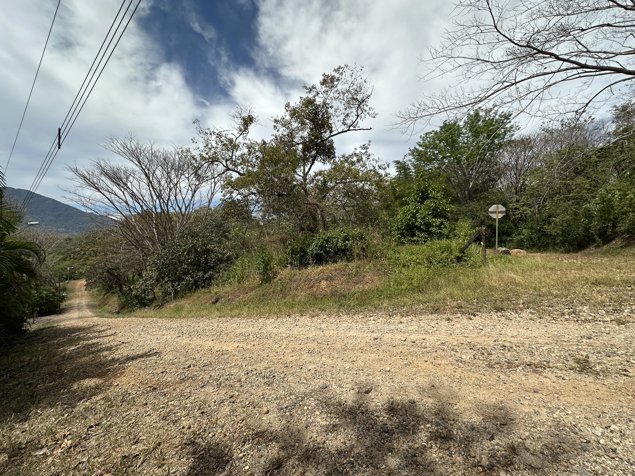 Lote de 5632m2 en San Pablo de Turrubares en San Pablo, Turrubares, San José — ₡ 25 000 000