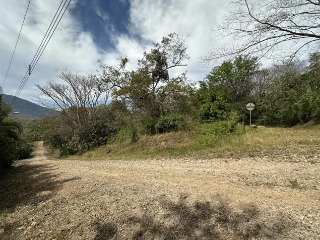 Lote de 5632m2 en San Pablo de Turrubares en San Pablo, Turrubares, San José — ₡ 25 000 000