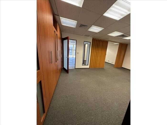 ALQUILER DE OFICINA, SAN JOSE, ESCAZU, CONDOMINIO TRILOGIA en Escazú, San José — $1,576