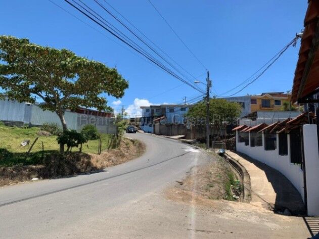 Venta de Lote en Carmen-Cartago. RAH 26-1775 en Carmen, Cartago — ₡ 94 000 000