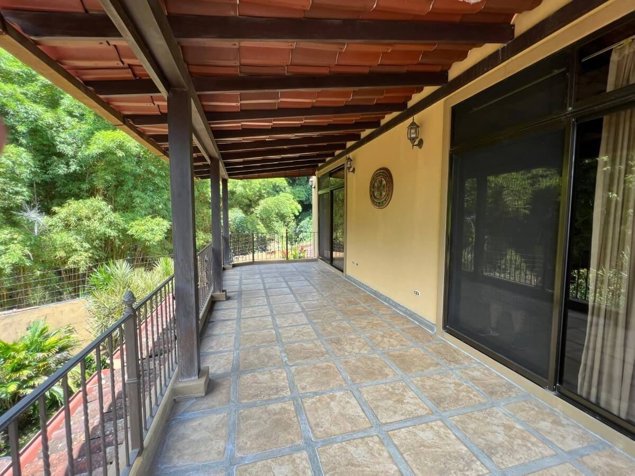 VENTA DE CASA, HEREDIA, BELEN, CONDOMINIO RESIDENCIAS DEL RIO en La Asunción, Belén, Heredia — $750,000