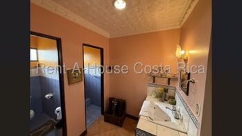 Venta de Casa en San Rafael-Angeles, Heredia.  en Ángeles, San Rafael, Heredia — $726,000 - Foto 5 de 16
