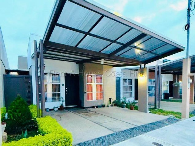 Venta de Casa en El Guarco-Tobosí. RAH 27-243 in Tobosi, El Guarco, Cartago — ₡ 72 000 000