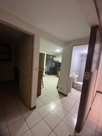 Se alquila apartamento Uruca  en Uruca, San José — ₡ 245 000