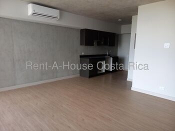 Invierta en Pavas, con lujo y confort de moda en Pavas, San José — $165,000 - Foto 5 de 18