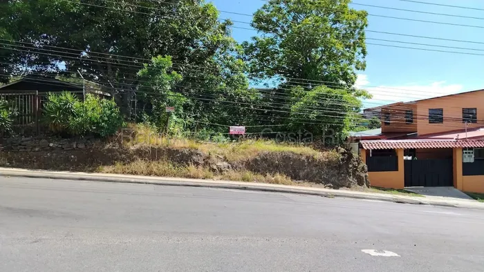 Venta de Lote en Piedades de Santa Ana. RAH 27-69 INVERSIÓN en Piedades, Santa Ana, San José — ₡ 60 000 000