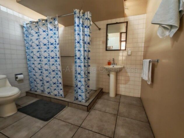 Venta de Hotel en El Centro de Alajuela. RAH 26-2170 in Alajuela — ₡ 230 000 000