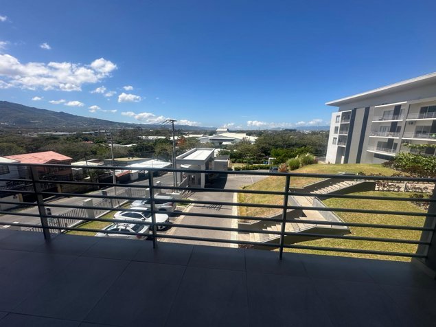 VENTA DE APARTAMENTO, SANTA ANA, POZOS, CONDOMINIO URBAN FLATS in Pozos, Santa Ana, San José — $169,000