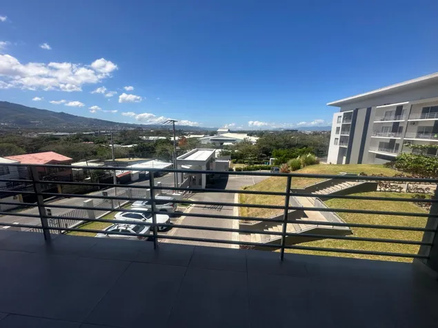 VENTA DE APARTAMENTO, SANTA ANA, POZOS, CONDOMINIO URBAN FLATS en Pozos, Santa Ana, San José — $169,000 - Foto 3 de 15