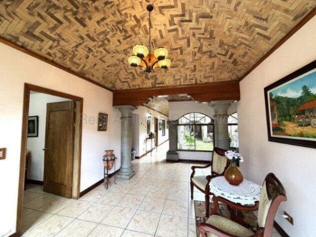 Venta de Casa de Lujo en ALTAMONTE-Curridabat. RAH 26-2159 en Granadilla, Curridabat, San José — $700,000