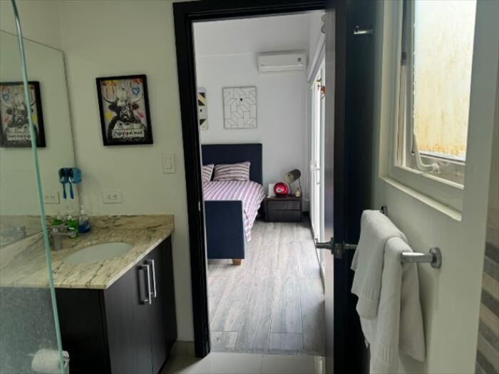 Hermoso apartamento rodeado de zonas verdes en Santa Ana, San José — $150,000 - Foto 2 de 14