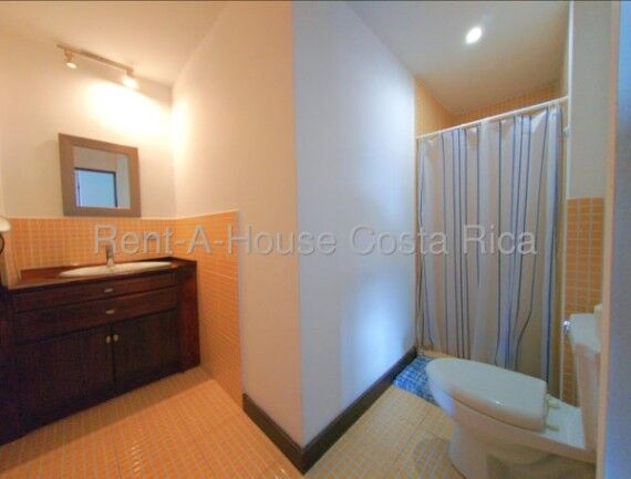 SE VENDE APARTAMENTO EN Bo. GONZALEZ LAHMANN in Catedral, San José — $182,000