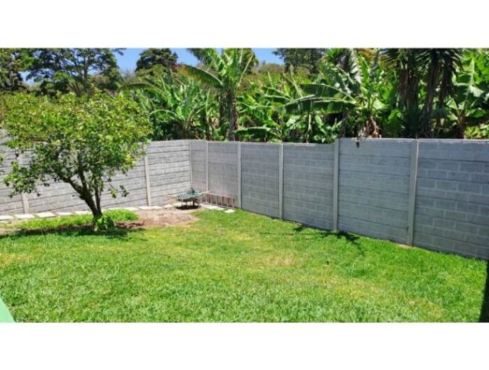 VENDO 2 CASAS EN LA TRINIDAD DE MORAVIA. en La Trinidad, Moravia, San José — ₡ 69 000 000