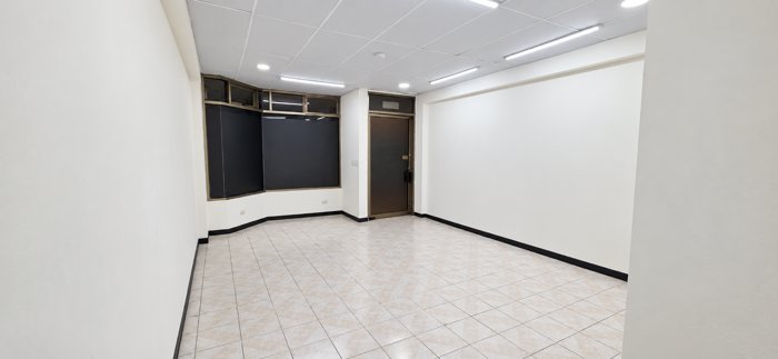 Se Alquila Local Comercial En La Sabana, San José en Mata Redonda, San José — ₡ 365 000 - Foto 3 de 10