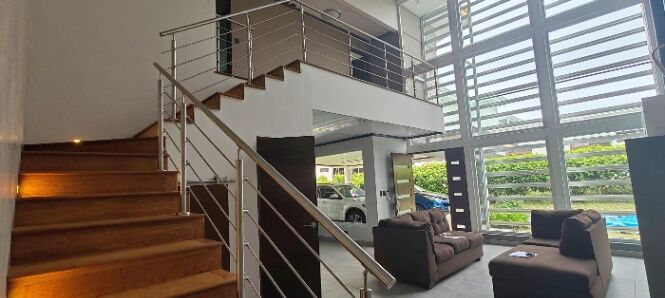 Venta de casa en lote de 1757 m2 en Residencial en San Rafael Oreamuno Cartago en San Rafael, Oreamuno, Cartago — $725,000