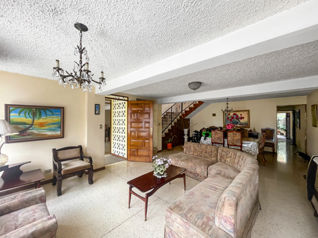 Se venden 2 casas tipo duplex en San Cayetano, Desamparados (AD). en Desamparados, San José — $320,000 - Foto 3 de 20
