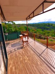 Moderna casa con lindas vistas a las montañas en Naranjo in Candelaria, Palmares, Alajuela — $179,000 - Photo 4 of 22