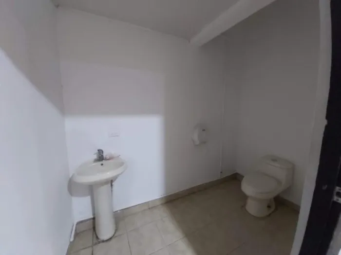 EDIFICIO COMERCIAL EN VENTA, HEREDIA, US$500.000 Cod#23-1369 en Heredia — $500,000 - Foto 2 de 10