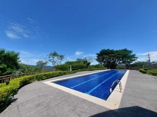Venta de casa de lujo en exclusivo condominio de Ciudad Colón #27-325 GS - Foto 3 de 3