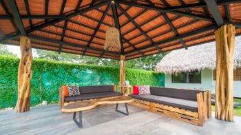 Hotel Boutique de Lujo en Venta: Paraíso en Playa Potrero, Guanacaste in Tempate, Santa Cruz, Guanacaste — $1,300,000 - Photo 4 of 36