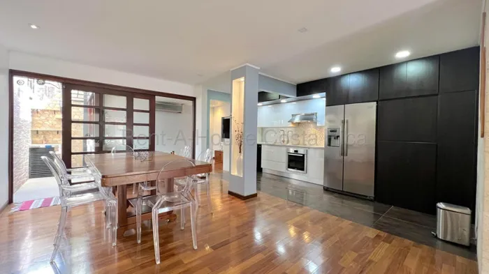 Alquiler de Casa en Bello Horizonte de Escazú. RAH 27-1011 en Escazú, San José — $1,650 - Foto 3 de 17