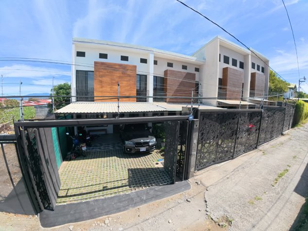 Venta Casa, Condominio Portosol, Moravia, San Jose in San Vicente, Moravia, San José — ₡ 92 500 000