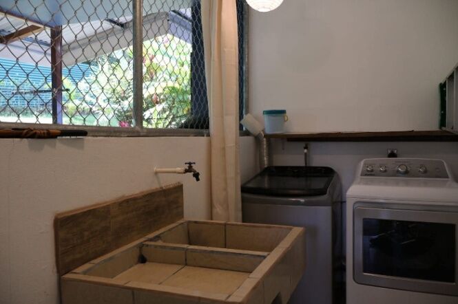 PROPIEDAD, CASA Y CABAÑA EN COTO BRUS.  in Gutiérrez Braun, Coto Brus, Puntarenas — $155,000
