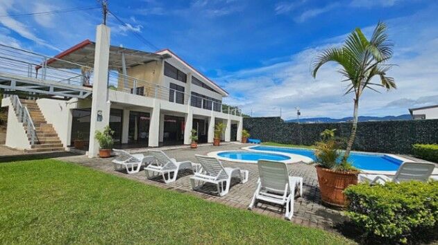 Venta de Casa en Moravia, San José. RAH 26-569 in La Trinidad, Moravia, San José — $210,000