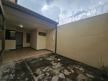 Alquiler de Casa en Belén, Heredia. RAH 26-246 en La Asunción, Belén, Heredia — $1,400 - Foto 4 de 10