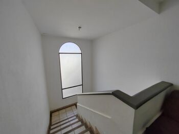 Venta de Casa en Pozos de Santa Ana. RAH 26-2084 en Pozos, Santa Ana, San José — $250,000 - Foto 5 de 10