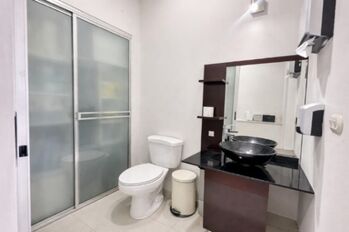 ALQUILO LOCAL COMERCIAL EN SANTA ANA. en Santa Ana, San José — $1,200 - Foto 4 de 9